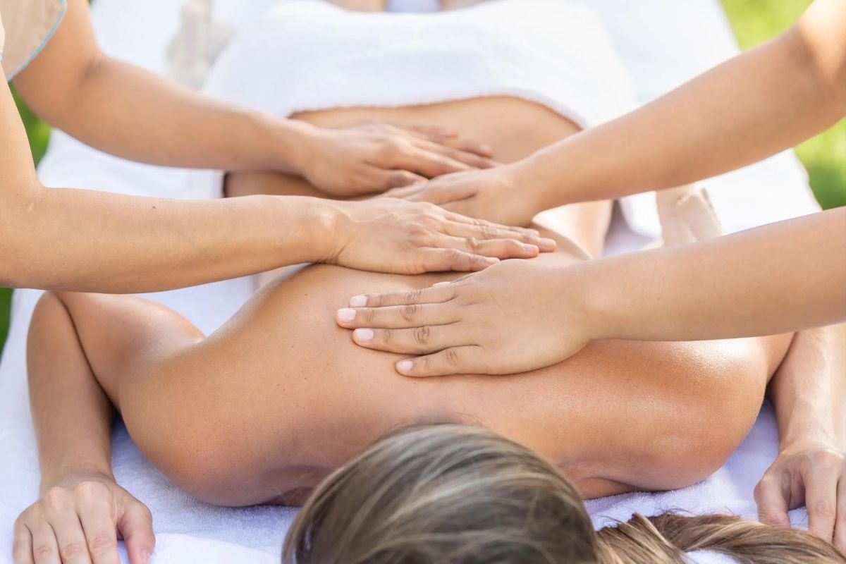 Sister's Signature Four Hands Massage at 3 Sisters SPA in San Pedro, Belize